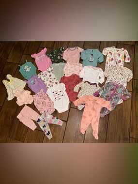 Baby girls clothing bundle- 0-3 months